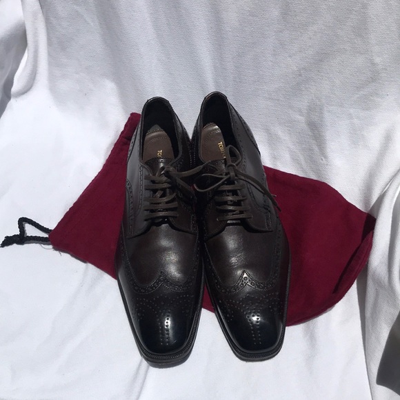 Tom Ford mens dress leather laced shoes sized 6.5. Used conditions limited drop